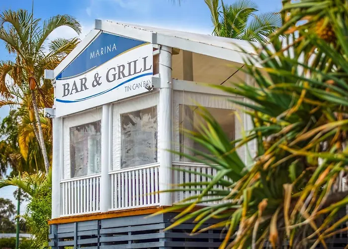 Tin Can Bay Marina Villas